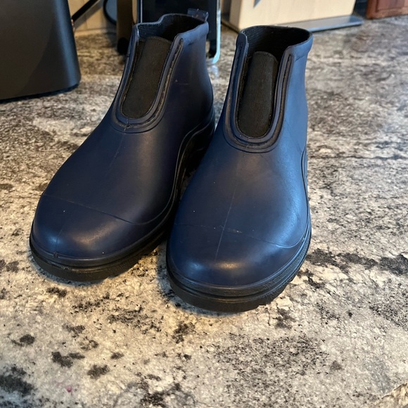 Sloggers Womens Rubber Ankle Gardening Rain Boots Booties Navy Blue US 6/EUR 36 - Picture 3 of 9